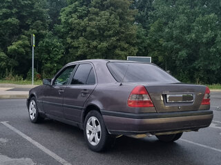 1996 Mercedes-Benz C-Класс 180 (PMS) I (W202), фиолетовый, 210000 рублей, вид 5