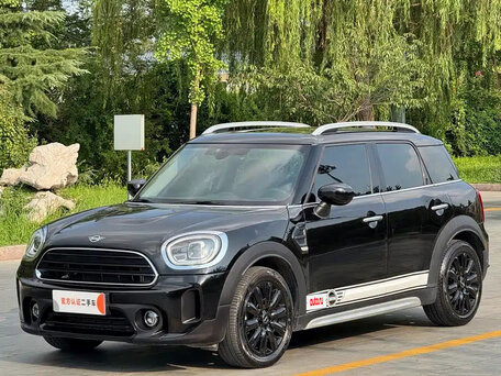 Mini Countryman II Рестайлинг