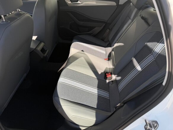 2025 Volkswagen Sagitar III Рестайлинг, белый, 1700000 рублей - вид 10