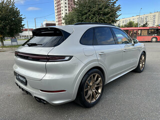 2023 Porsche Cayenne E-Hybrid III Рестайлинг, серый, 15490000 рублей, вид 5