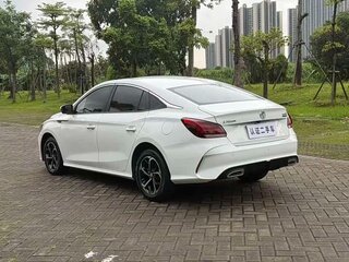 2023 MG 5 II, белый, 920000 рублей, вид 4