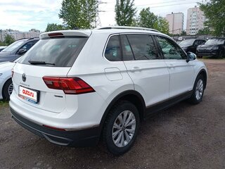 2021 Volkswagen Tiguan II Рестайлинг, белый, 3190000 рублей, вид 3