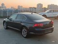 2021 Volkswagen Passat B8 Рестайлинг, синий, 2399000 рублей - вид 6