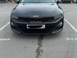 2022 Kia K5 III, чёрный, 2350000 рублей, вид 2