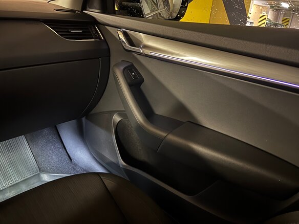2018 Skoda Octavia III (A7) Рестайлинг, чёрный, 1900000 рублей - вид 15
