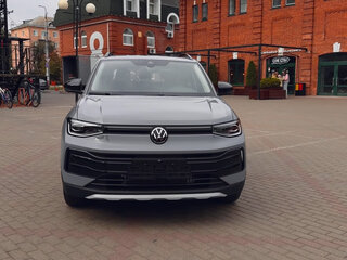 2026 Volkswagen Tharu XR, серый, 2100442 рублей, вид 3
