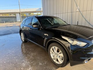 2017 Infiniti QX70, чёрный, 4400000 рублей, вид 2