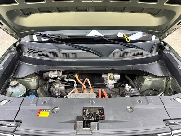 2025 Baojun Yep Plus, зелёный - вид 23