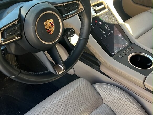 2022 Porsche Taycan 4S Cross Turismo I, бежевый, 10050000 рублей - вид 5
