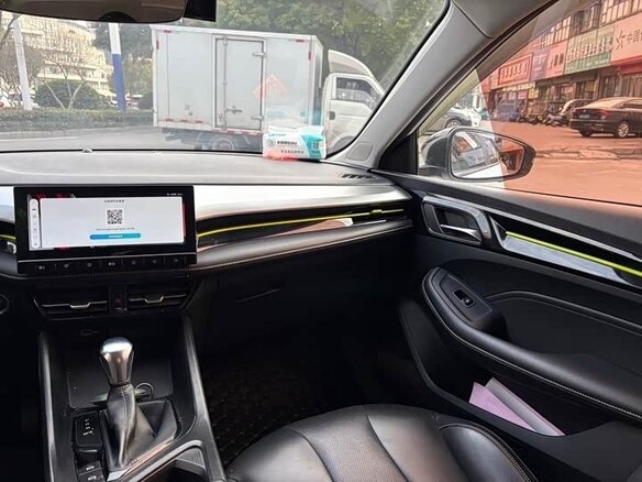 2023 Roewe i5 I Рестайлинг, белый, 1200000 рублей - вид 10