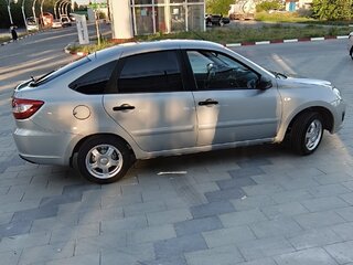 2018 Lada (ВАЗ) Granta I, серебристый, 570000 рублей, вид 4