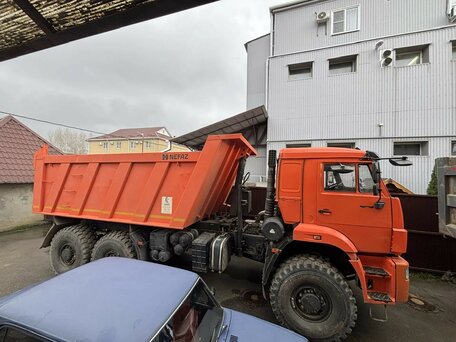 2023 КамАЗ 65222, красный, 4950000 рублей, вид 3