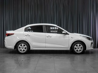 2018 Kia Rio IV, белый, 1299000 рублей, вид 5