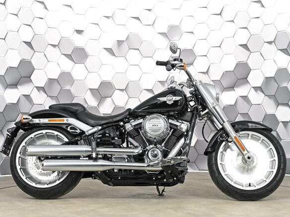 2018 Harley-Davidson Fat Boy, чёрный, 1799000 рублей - вид 10