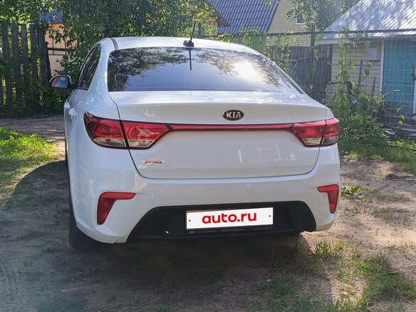 2018 Kia Rio IV, белый - вид 3