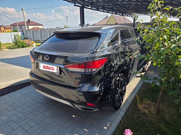 2021 Lexus RX 300 IV Рестайлинг, чёрный, 4650000 рублей - вид 5