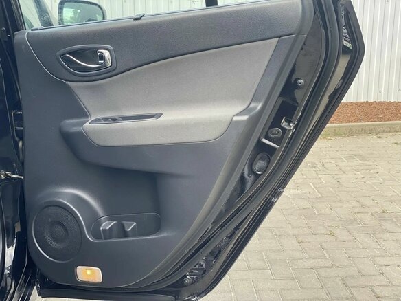 2010 Renault Koleos I, чёрный, 950000 рублей - вид 15