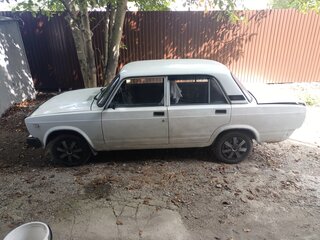 1998 Lada (ВАЗ) 2107, белый, 70000 рублей, вид 2