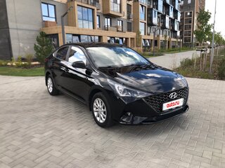 2021 Hyundai Solaris II Рестайлинг, чёрный, 1850000 рублей, вид 1
