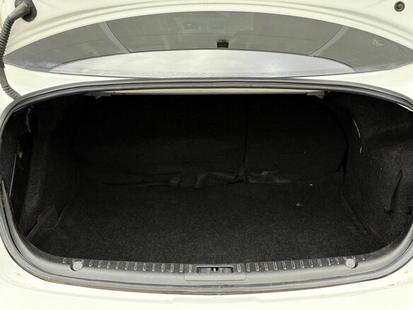 2013 Mazda 3 II (BL) Рестайлинг, белый - вид 24