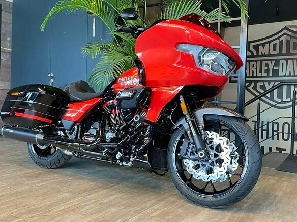 2026 Harley-Davidson CVO Road Glide ST, красный, 7650000 рублей - вид 15