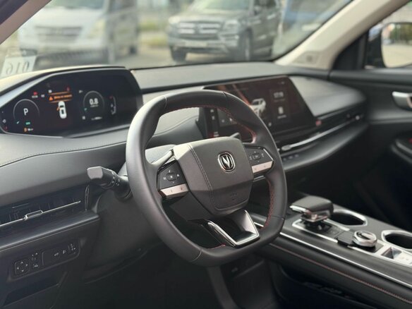 2024 Changan UNI-S I, серый, 2125000 рублей - вид 12