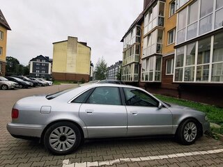 1998 Audi A8 I (D2), серебристый, 380000 рублей, вид 2