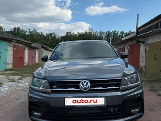 2021 Volkswagen Tiguan Allspace II, серый, 3300000 рублей, вид 2