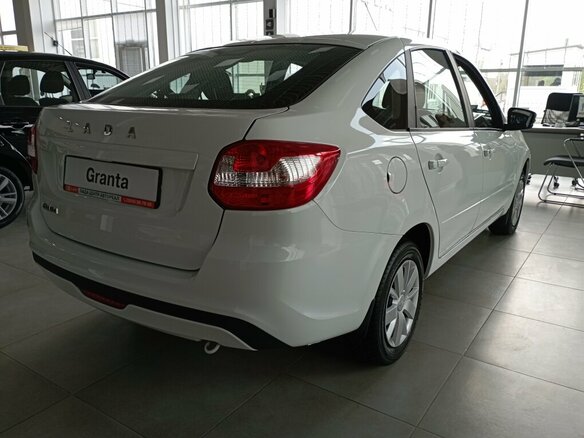 2026 Lada (ВАЗ) Granta I Рестайлинг, белый, 1131000 рублей - вид 6