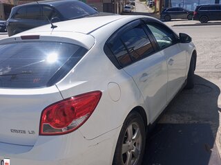 2012 Chevrolet Cruze I, белый, 530000 рублей, вид 3