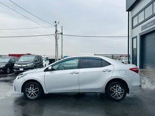 2014 Toyota Corolla XI (E160, E170, E180), серебристый, 1099999 рублей, вид 3