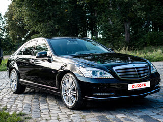 2009 Mercedes-Benz S-Класс 350 V (W221) Рестайлинг, чёрный, 2100000 рублей, вид 3