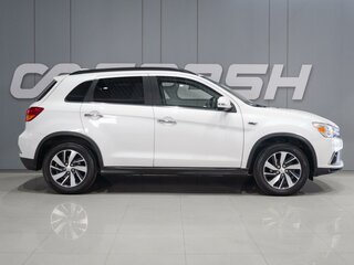 2018 Mitsubishi ASX I Рестайлинг 2, белый, 1879000 рублей, вид 5