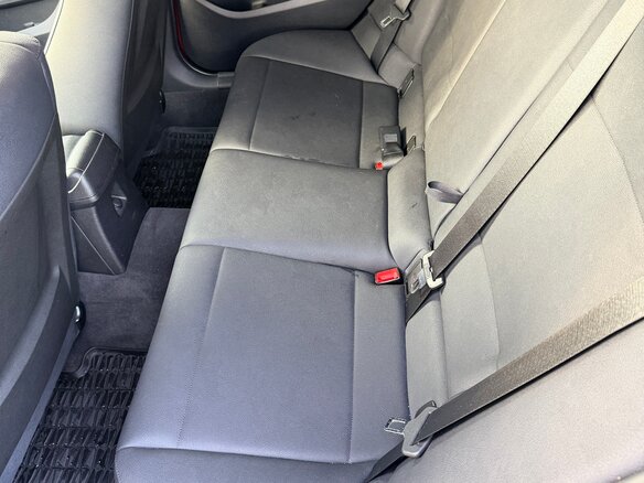 2012 BMW X1 20i I (E84), красный, 1690000 рублей - вид 23