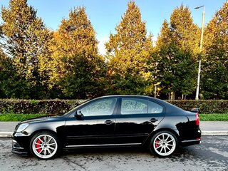 2012 Skoda Octavia RS II Рестайлинг, чёрный, 1650000 рублей, вид 1