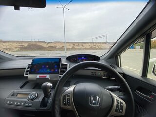 2012 Honda Freed Spike I Рестайлинг, белый, 1195000 рублей, вид 2
