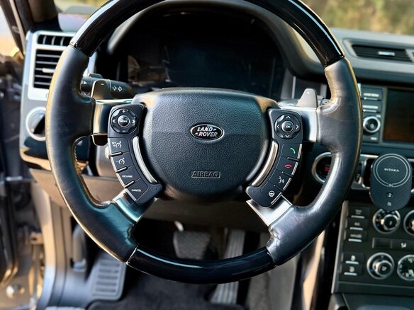 2010 Land Rover Range Rover III Рестайлинг 2, серый, 1800000 рублей - вид 9
