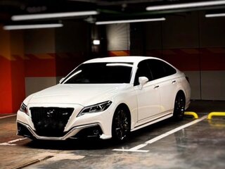 2019 Toyota Crown XV (S220), белый, 4497000 рублей, вид 2