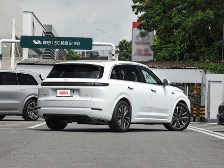 2026 Li Auto (Lixiang) L7 52.3 kWh I Рестайлинг, белый, 8695000 рублей, вид 2