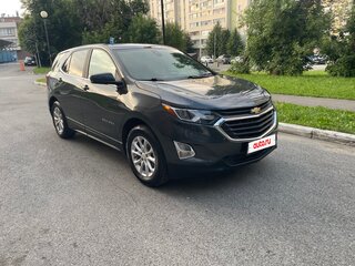 2021 Chevrolet Equinox III, серый, 1690000 рублей, вид 3