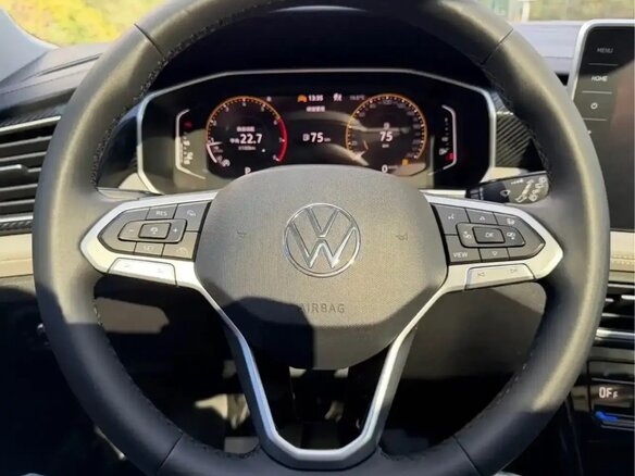 2023 Volkswagen Tayron I Рестайлинг, серый, 2400000 рублей - вид 6