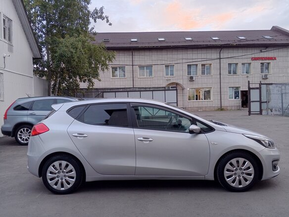 2016 Kia Ceed II Рестайлинг, серебристый, 850000 рублей - вид 7