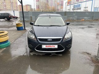 2010 Ford Focus II Рестайлинг, серый, 600000 рублей, вид 1