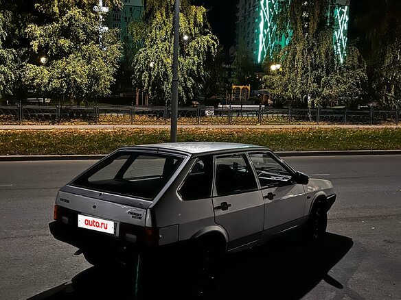 2005 Lada (ВАЗ) 2109, серебристый, 120000 рублей - вид 1