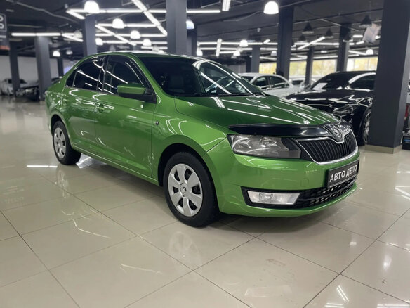 2017 Skoda Rapid I, зелёный, 1100000 рублей - вид 2