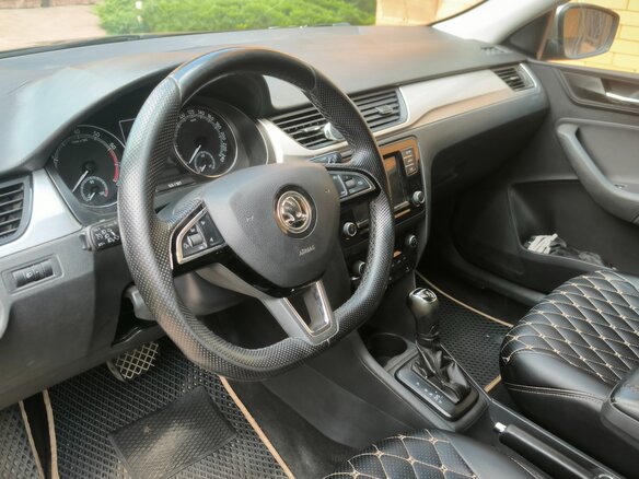 2019 Skoda Rapid I Рестайлинг, коричневый, 1250000 рублей - вид 3