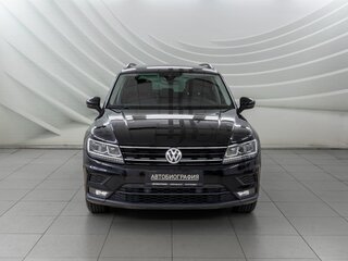2019 Volkswagen Tiguan II, чёрный, 2100000 рублей, вид 2
