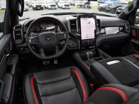 2026 Ram 1500 RHO V Рестайлинг, чёрный, 11700000 рублей - вид 11