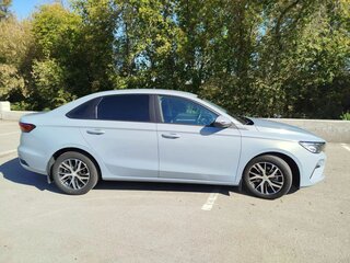 2024 Geely Emgrand II, серый, 1500000 рублей, вид 3