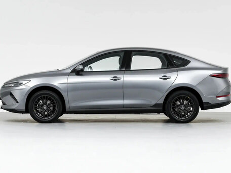 2026 BYD Qin Plus EV 510 I Рестайлинг, серебристый, 1950000 рублей, вид 2